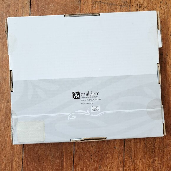 NWT Malden Christening Silver Metal 4x6 Frame - Picture 7 of 8